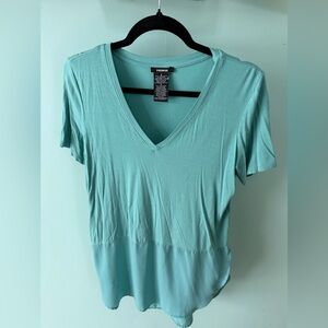 Premise ladies jade green color short sleeve shirt size S